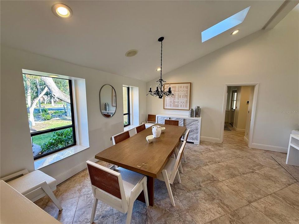 For Rent: $10,000 (3 beds, 3 baths, 2908 Square Feet)