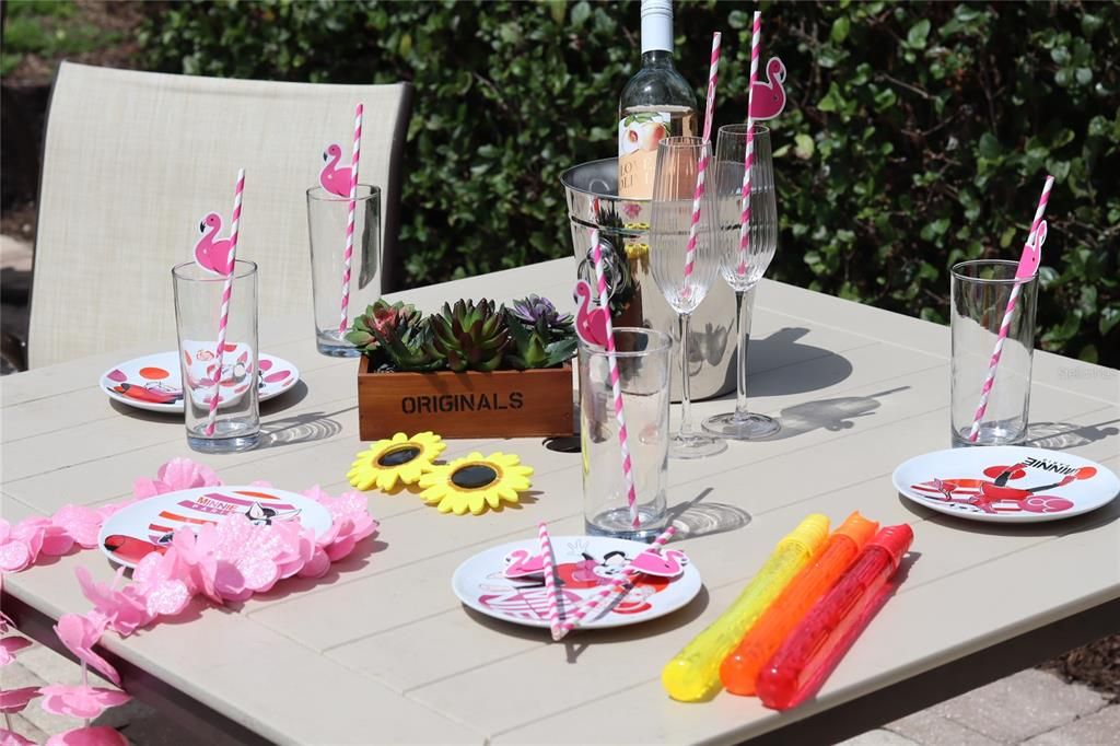 For Sale: $949,000 (10 beds, 10 baths, 4733 Square Feet)