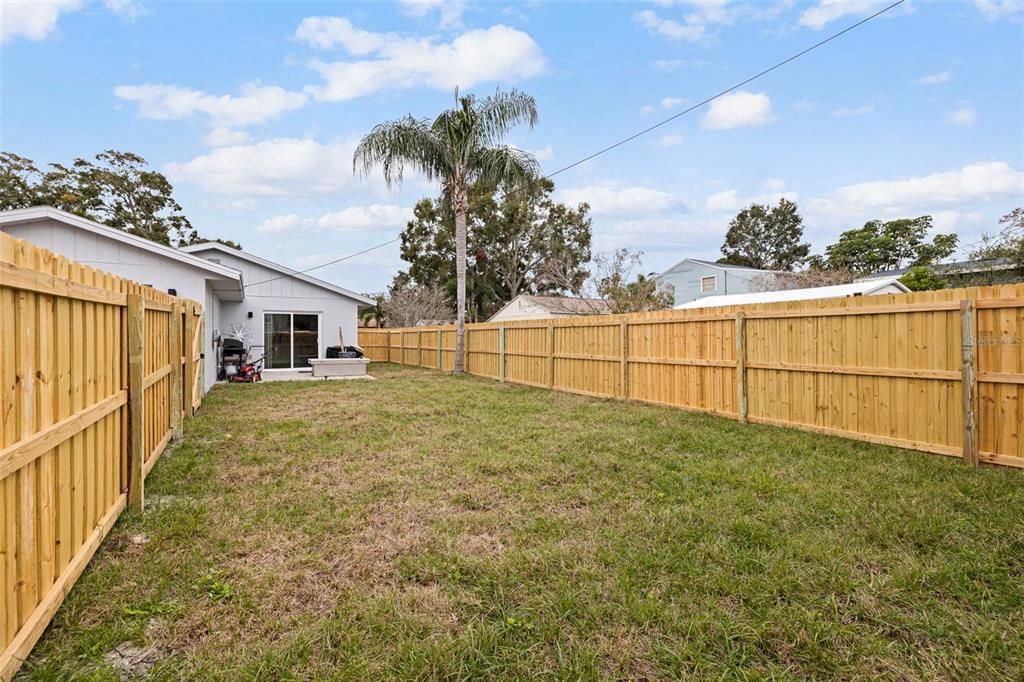 For Sale: $479,900 (3 beds, 2 baths, 1293 Square Feet)