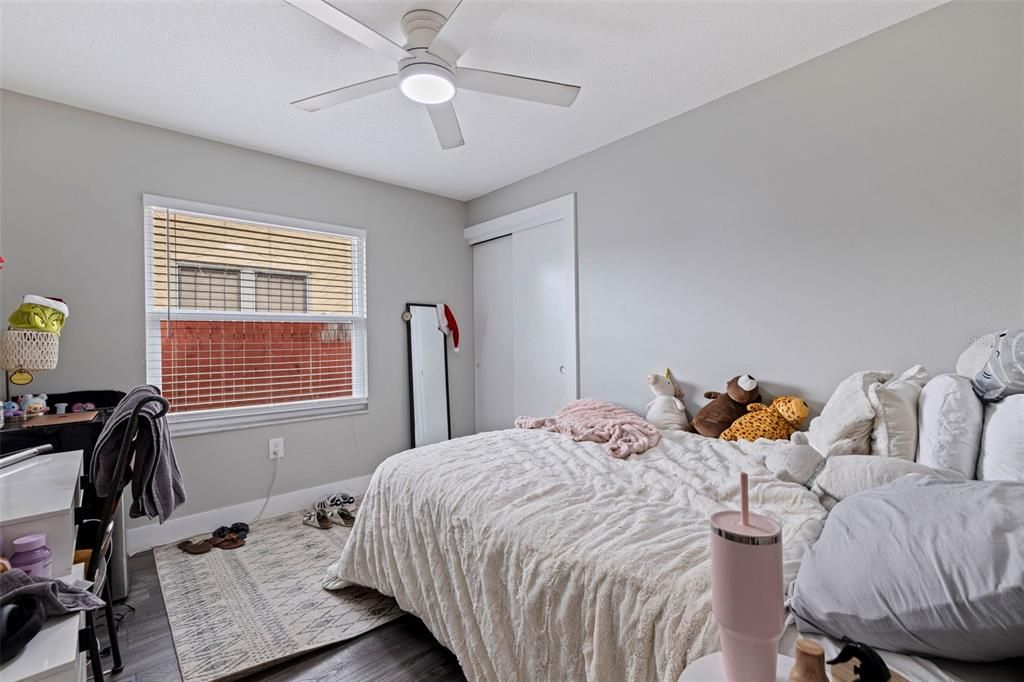 For Sale: $479,900 (3 beds, 2 baths, 1293 Square Feet)