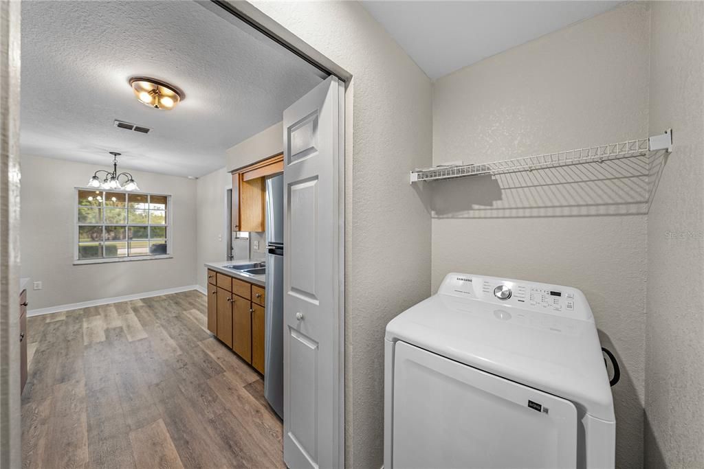 For Sale: $199,000 (3 beds, 1 baths, 1050 Square Feet)