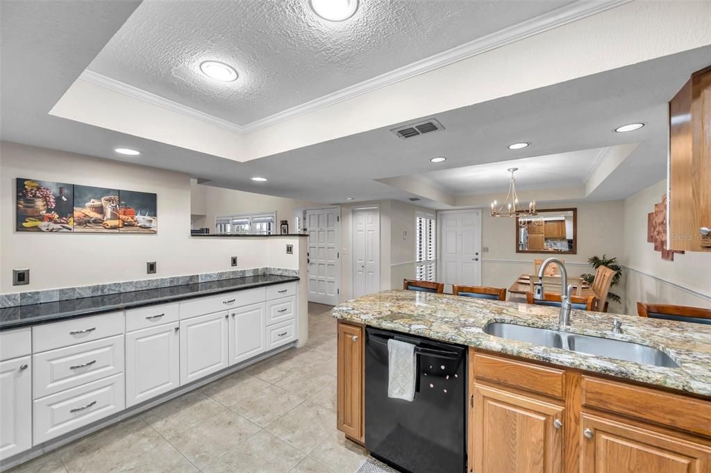 待售: $395,000 (3 贝兹, 2 浴室, 1735 平方英尺)