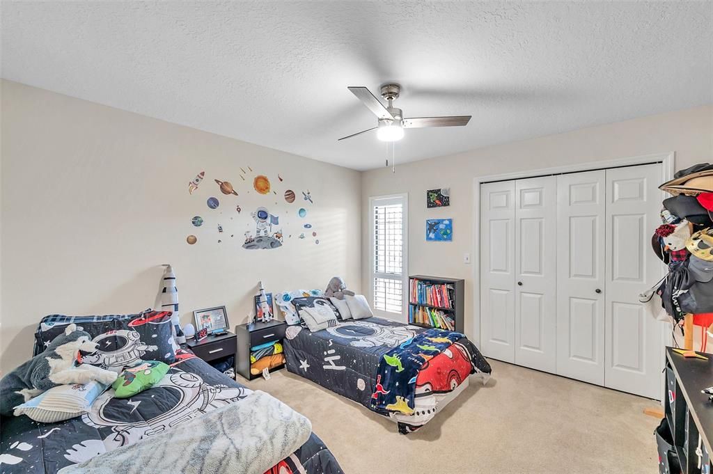 待售: $395,000 (3 贝兹, 2 浴室, 1735 平方英尺)