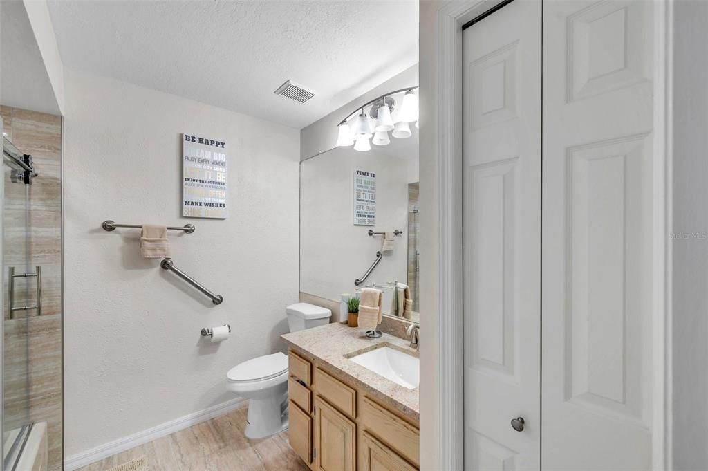 待售: $395,000 (3 贝兹, 2 浴室, 1735 平方英尺)