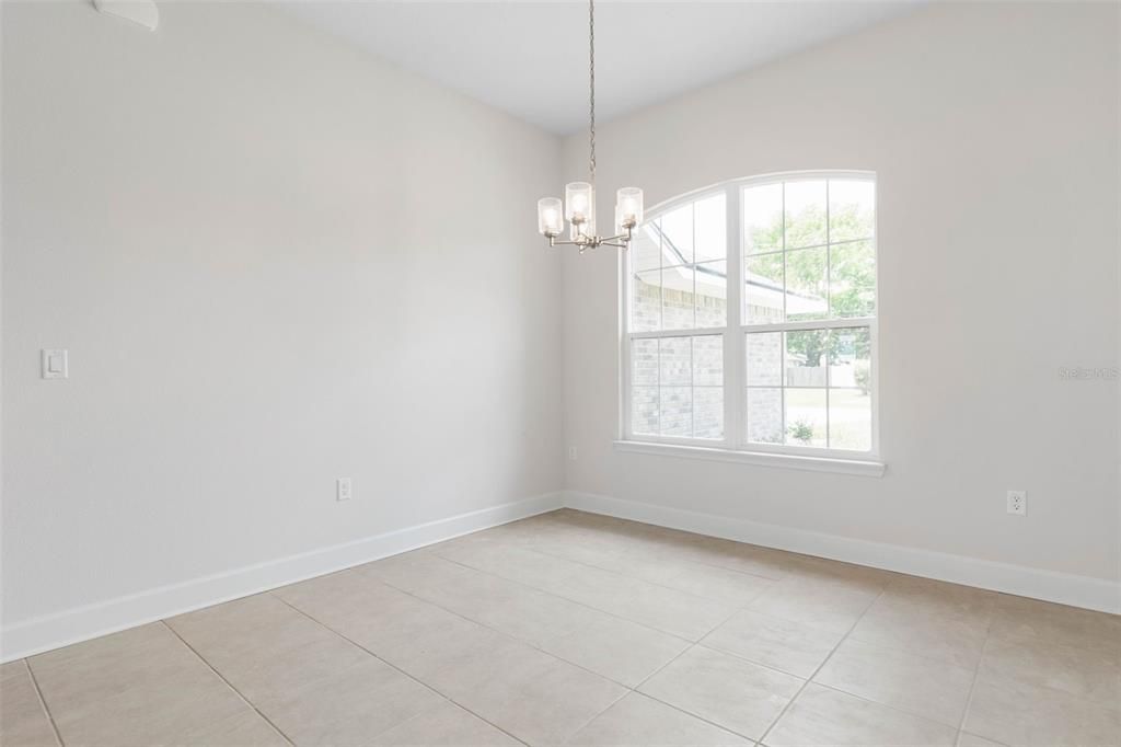 待售: $375,900 (4 贝兹, 3 浴室, 2265 平方英尺)