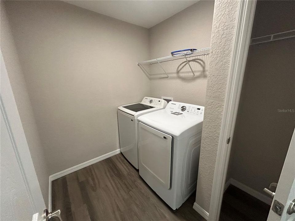 For Rent: $1,700 (3 beds, 2 baths, 1407 Square Feet)