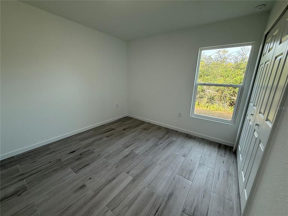 В аренду: $2,100 (4 спален, 2 ванн, 1800 Квадратных фут)