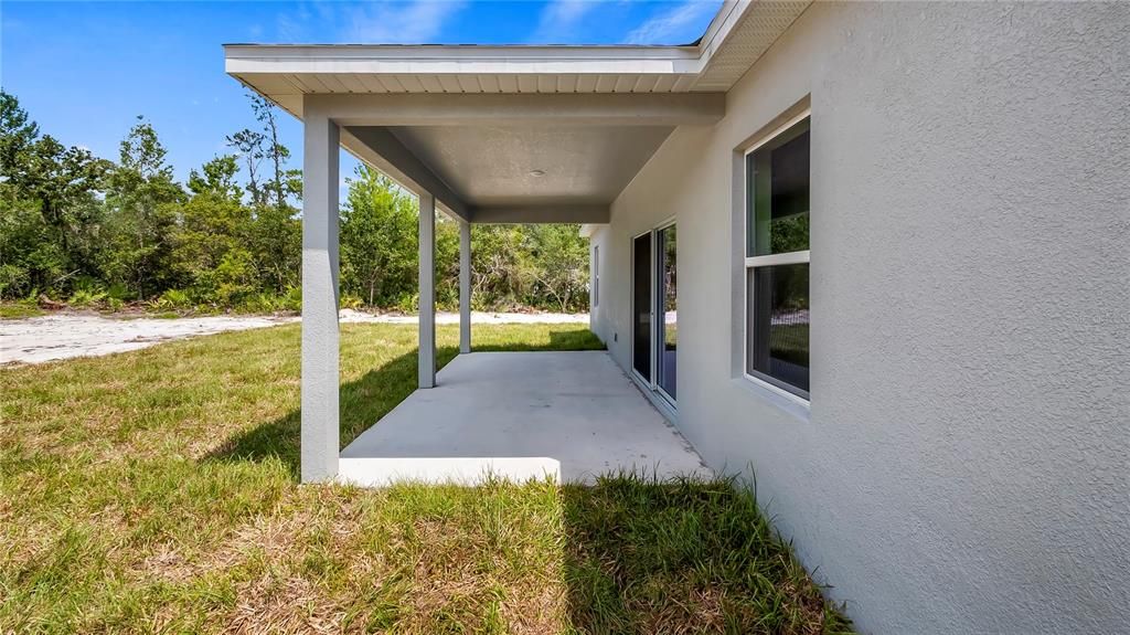 For Sale: $349,900 (4 beds, 2 baths, 1644 Square Feet)