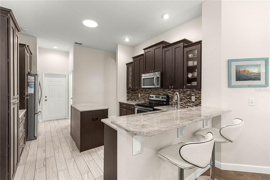 For Sale: $534,900 (3 beds, 3 baths, 2026 Square Feet)