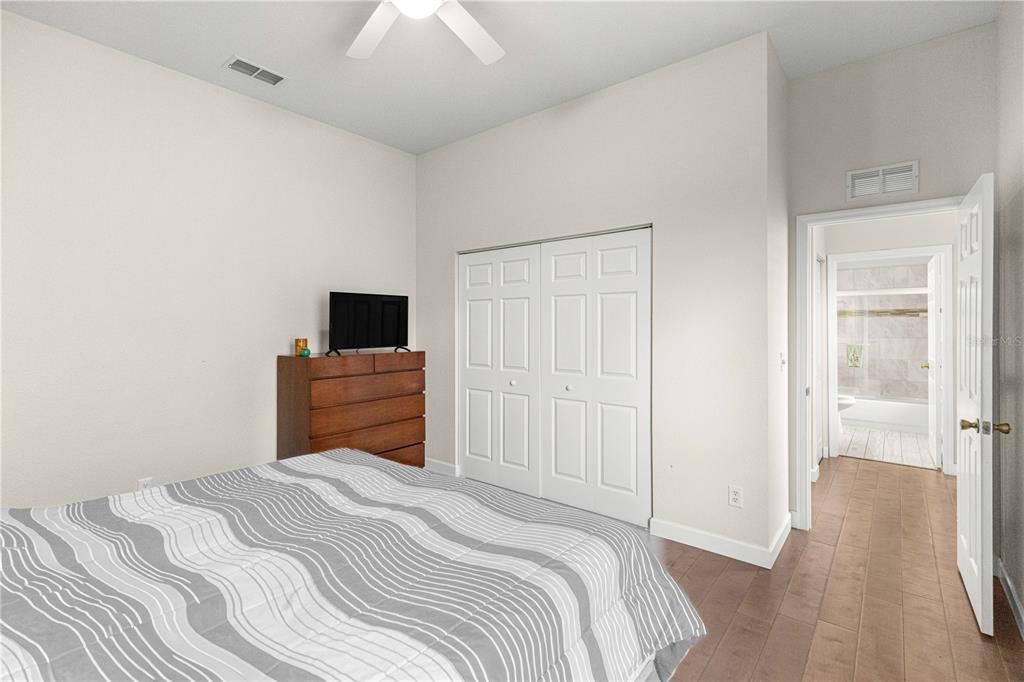 For Sale: $534,900 (3 beds, 3 baths, 2026 Square Feet)