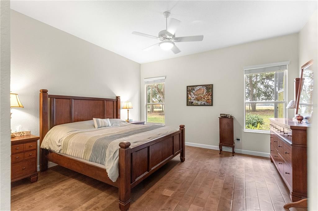 For Sale: $534,900 (3 beds, 3 baths, 2026 Square Feet)