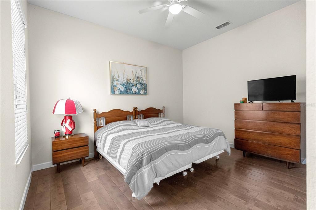 For Sale: $534,900 (3 beds, 3 baths, 2026 Square Feet)