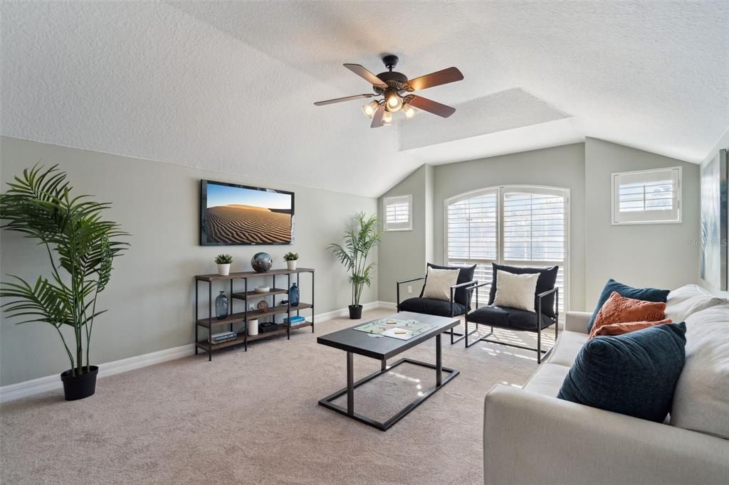 En Venta: $850,000 (4 camas, 3 baños, 3028 Pies cuadrados)