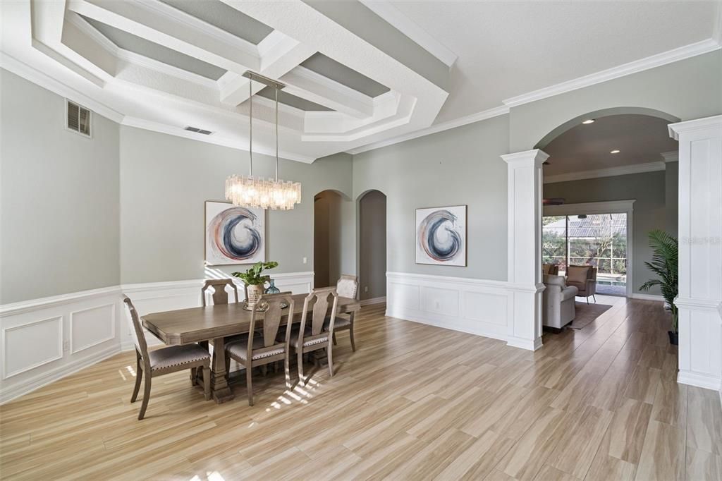 En Venta: $850,000 (4 camas, 3 baños, 3028 Pies cuadrados)