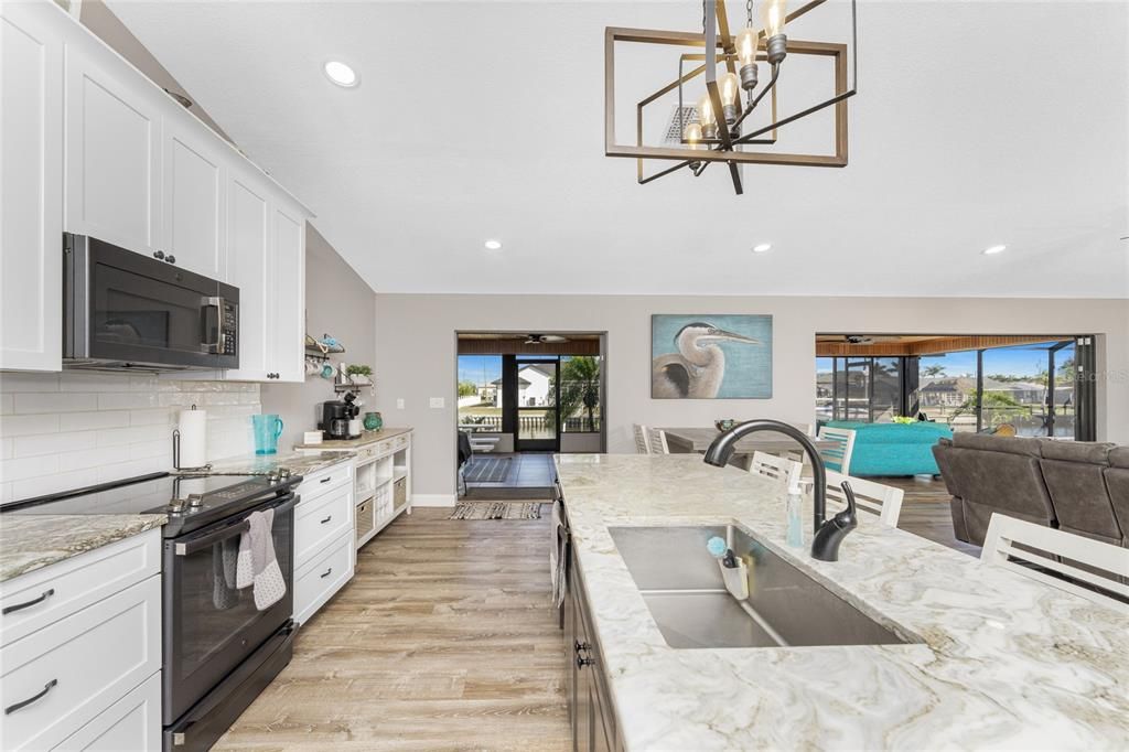 For Sale: $759,000 (3 beds, 2 baths, 1794 Square Feet)