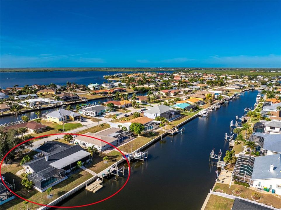 For Sale: $759,000 (3 beds, 2 baths, 1794 Square Feet)