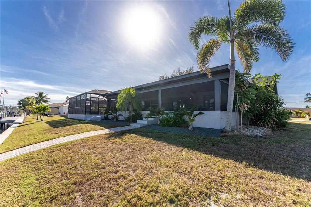 For Sale: $759,000 (3 beds, 2 baths, 1794 Square Feet)