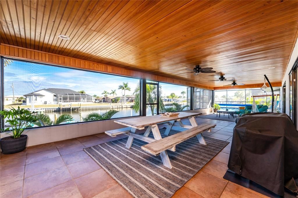 For Sale: $759,000 (3 beds, 2 baths, 1794 Square Feet)