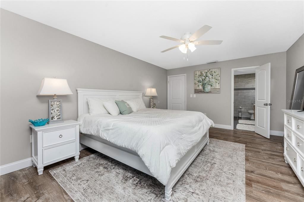 For Sale: $759,000 (3 beds, 2 baths, 1794 Square Feet)