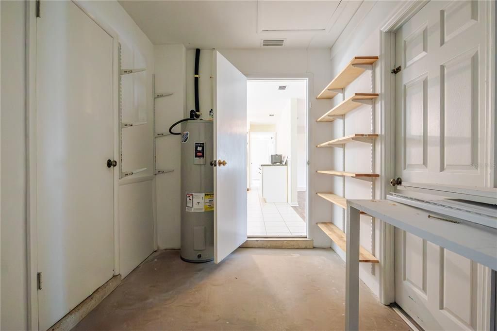 For Sale: $375,000 (2 beds, 2 baths, 1184 Square Feet)