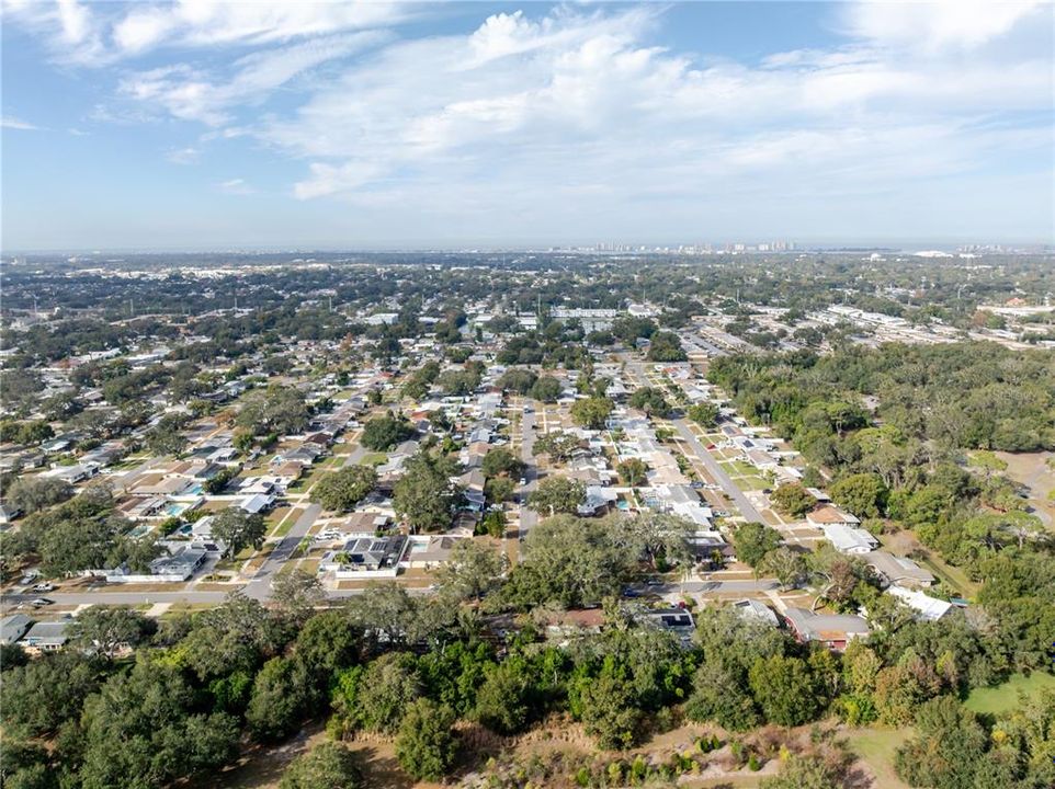 For Sale: $375,000 (2 beds, 2 baths, 1184 Square Feet)