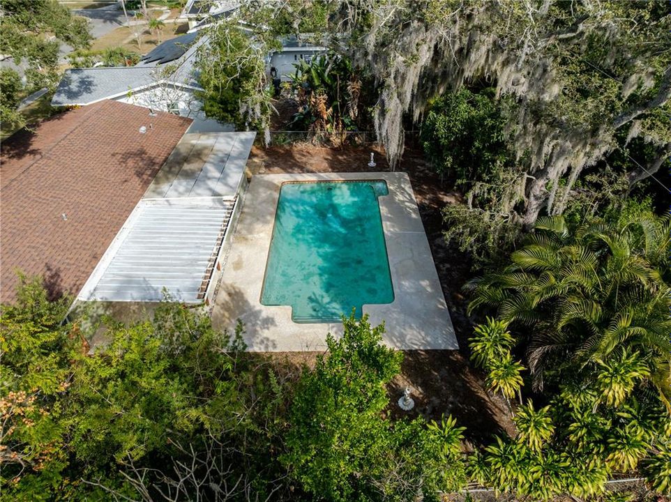 For Sale: $375,000 (2 beds, 2 baths, 1184 Square Feet)