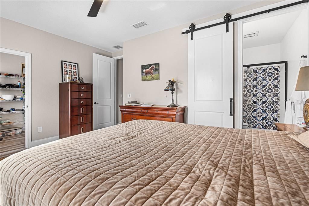 For Sale: $1,200,000 (3 beds, 3 baths, 2513 Square Feet)