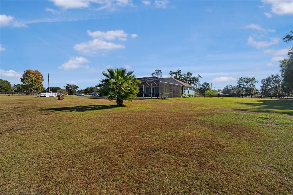 For Sale: $1,200,000 (3 beds, 3 baths, 2513 Square Feet)