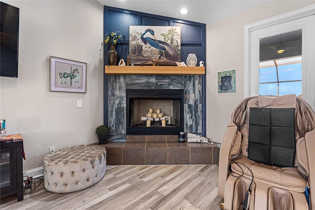 For Sale: $1,200,000 (3 beds, 3 baths, 2513 Square Feet)