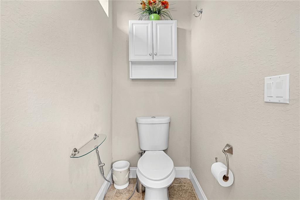 For Sale: $1,200,000 (3 beds, 3 baths, 2513 Square Feet)