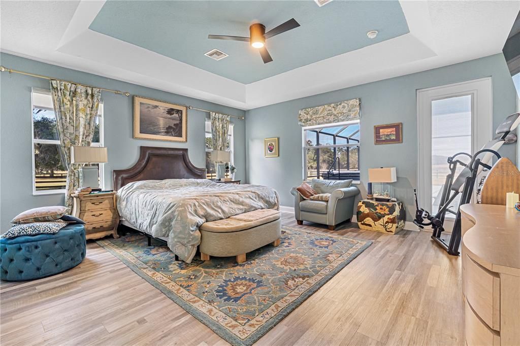 For Sale: $1,200,000 (3 beds, 3 baths, 2513 Square Feet)