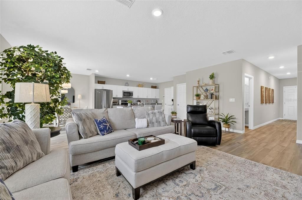 For Sale: $415,000 (4 beds, 2 baths, 2299 Square Feet)