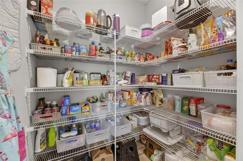 For Sale: $415,000 (4 beds, 2 baths, 2299 Square Feet)