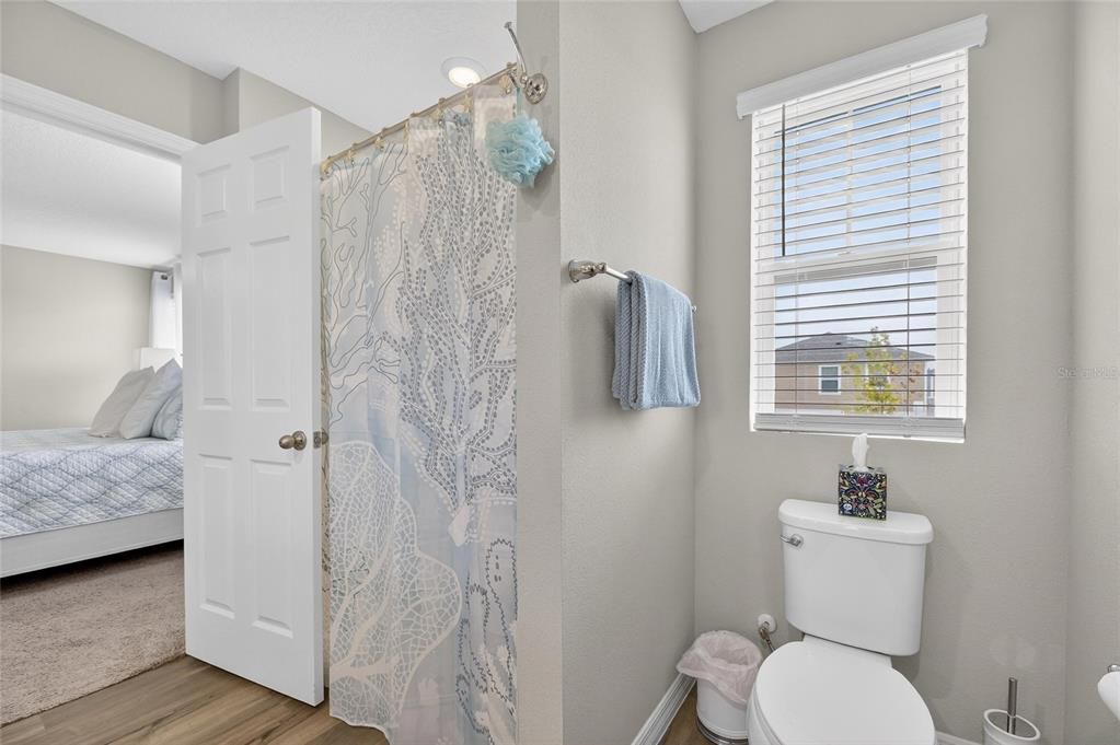 For Sale: $415,000 (4 beds, 2 baths, 2299 Square Feet)