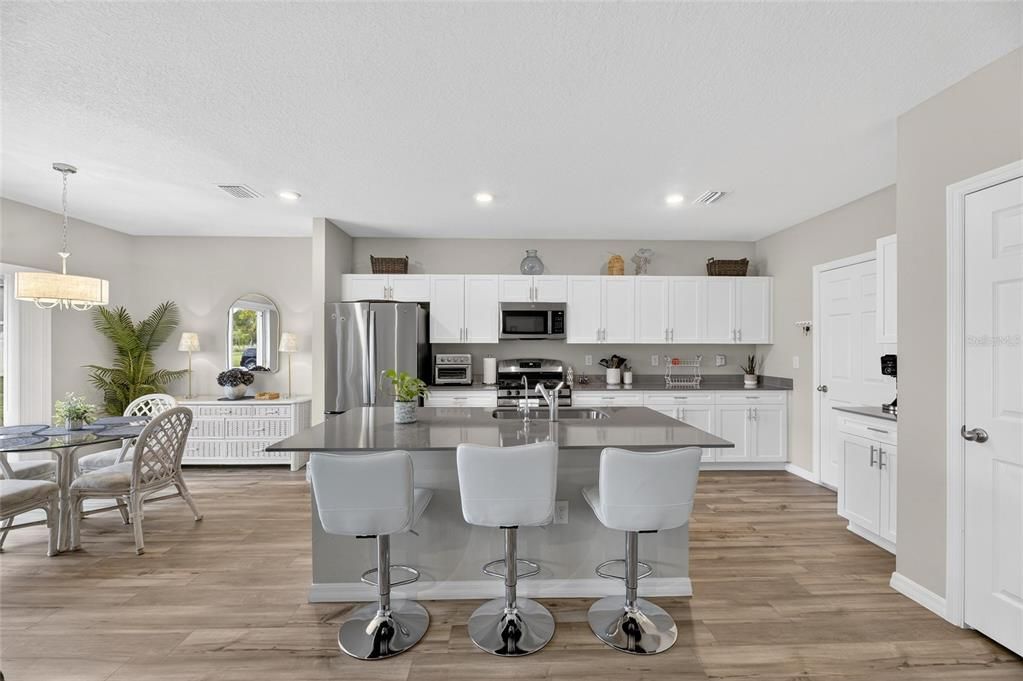 For Sale: $415,000 (4 beds, 2 baths, 2299 Square Feet)