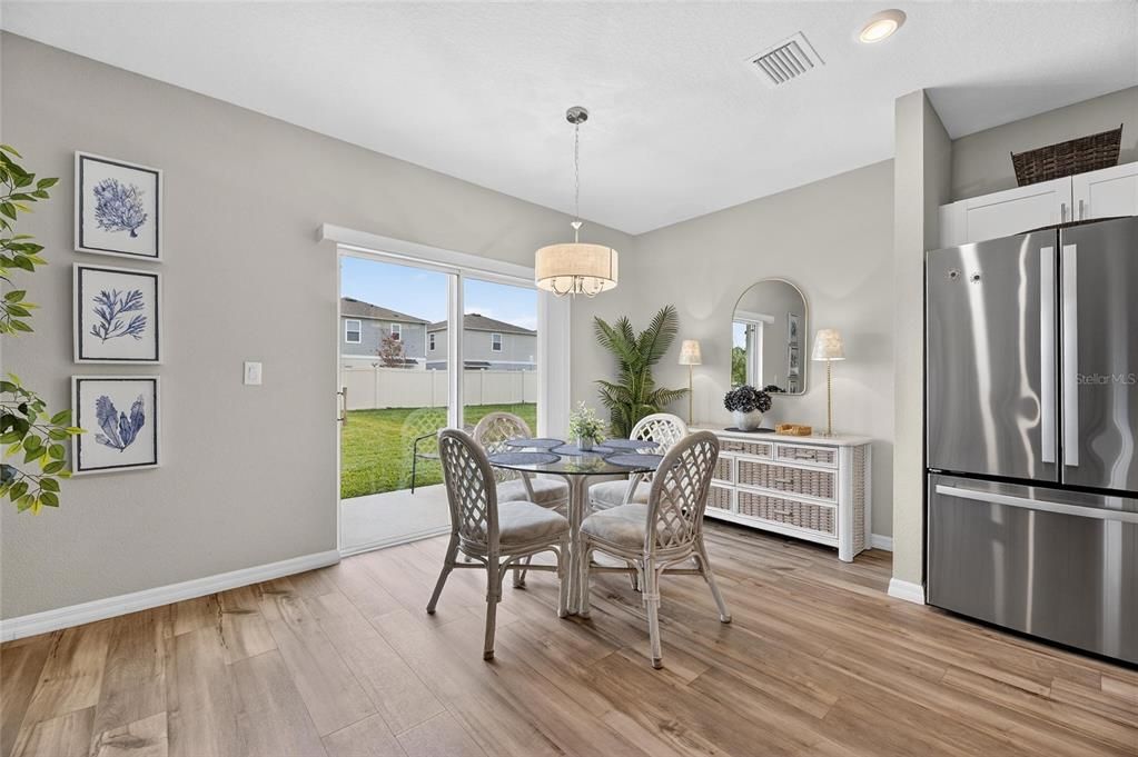 For Sale: $415,000 (4 beds, 2 baths, 2299 Square Feet)