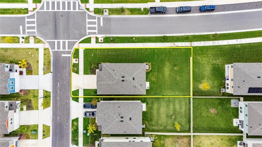 For Sale: $415,000 (4 beds, 2 baths, 2299 Square Feet)