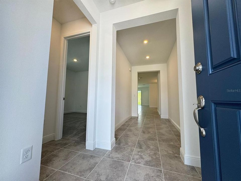 В аренду: $2,850 (4 спален, 2 ванн, 2240 Квадратных фут)