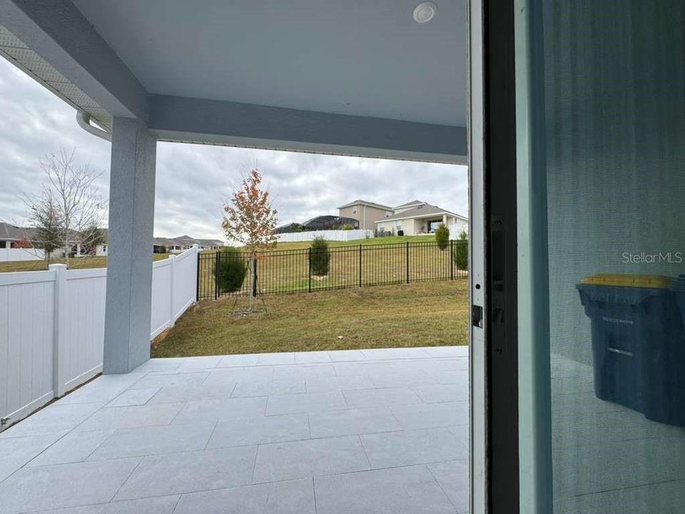 В аренду: $2,850 (4 спален, 2 ванн, 2240 Квадратных фут)