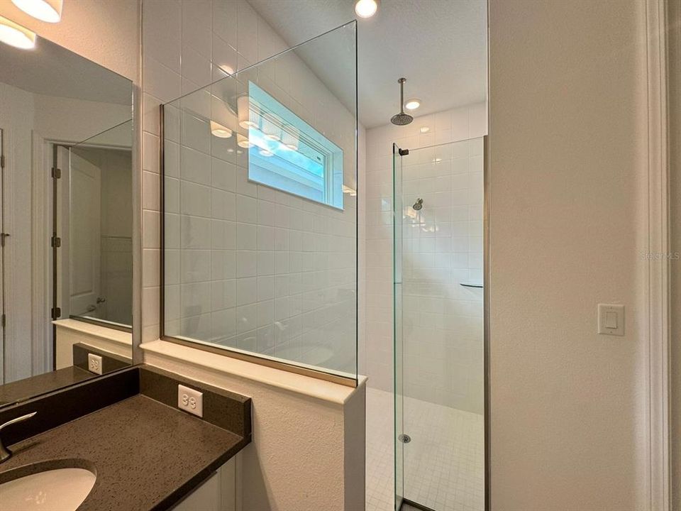 В аренду: $2,850 (4 спален, 2 ванн, 2240 Квадратных фут)