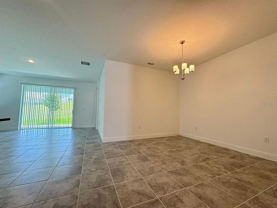 В аренду: $2,850 (4 спален, 2 ванн, 2240 Квадратных фут)