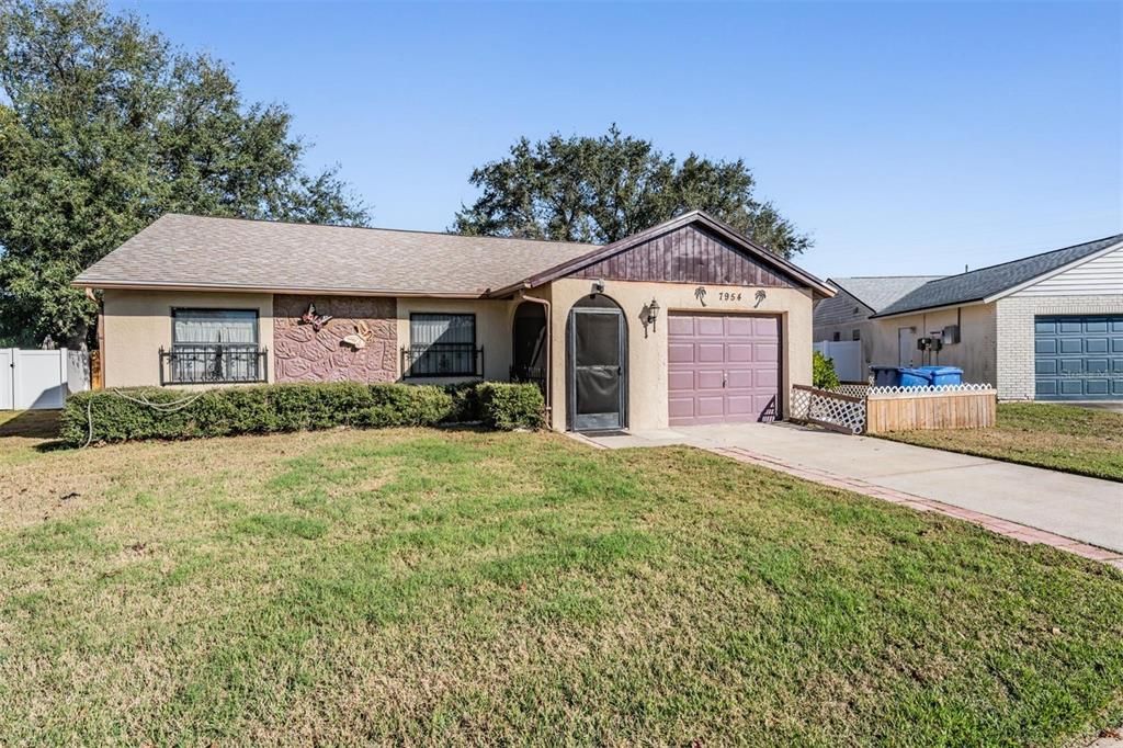 For Sale: $239,000 (2 beds, 2 baths, 1392 Square Feet)