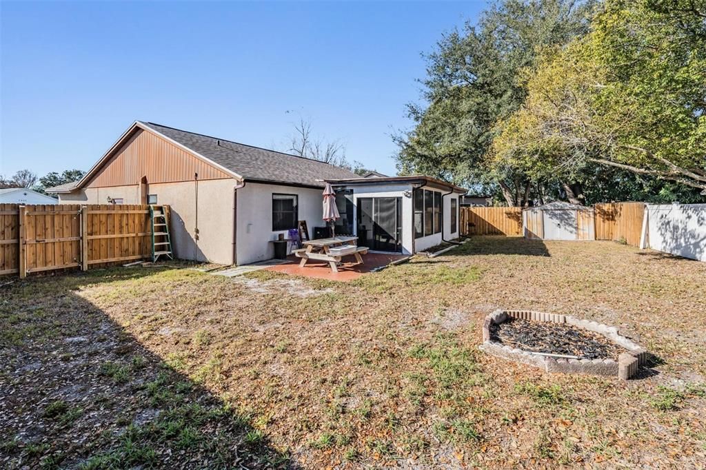 For Sale: $239,000 (2 beds, 2 baths, 1392 Square Feet)