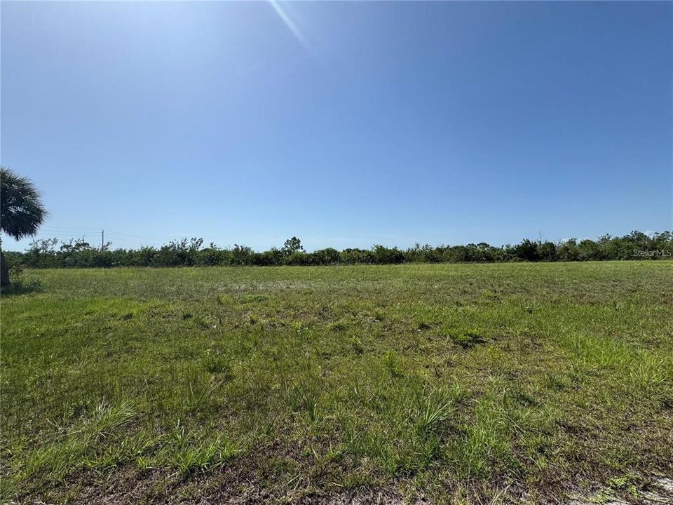For Sale: $19,000 (0.19 acres)