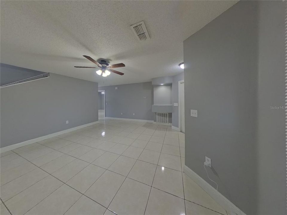 For Rent: $2,329 (4 beds, 2 baths, 1577 Square Feet)