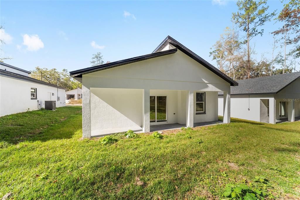 На продажу: $235,000 (2 спален, 2 ванн, 1226 Квадратных фут)