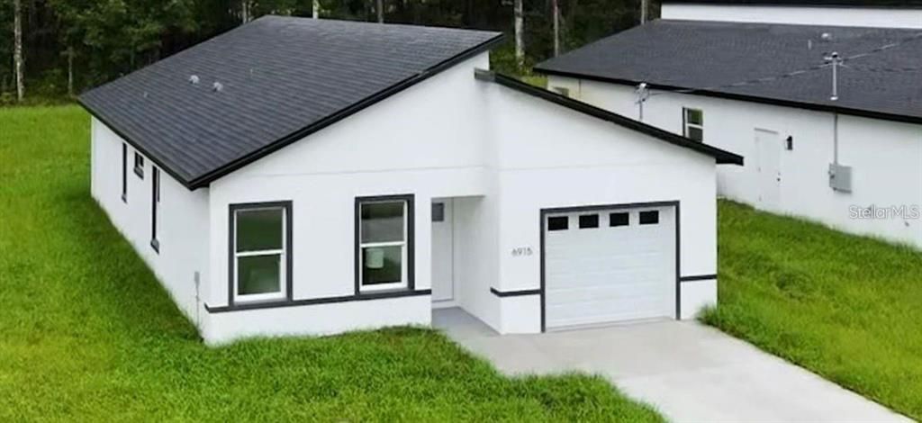 На продажу: $235,000 (2 спален, 2 ванн, 1226 Квадратных фут)