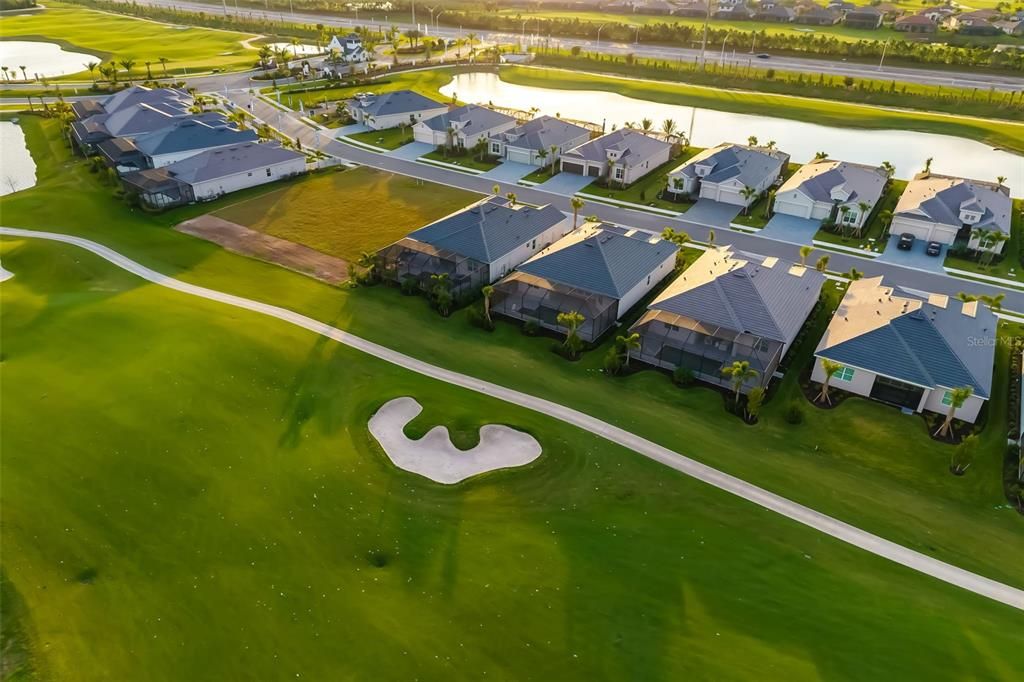 En Venta: $970,000 (3 camas, 3 baños, 2445 Pies cuadrados)