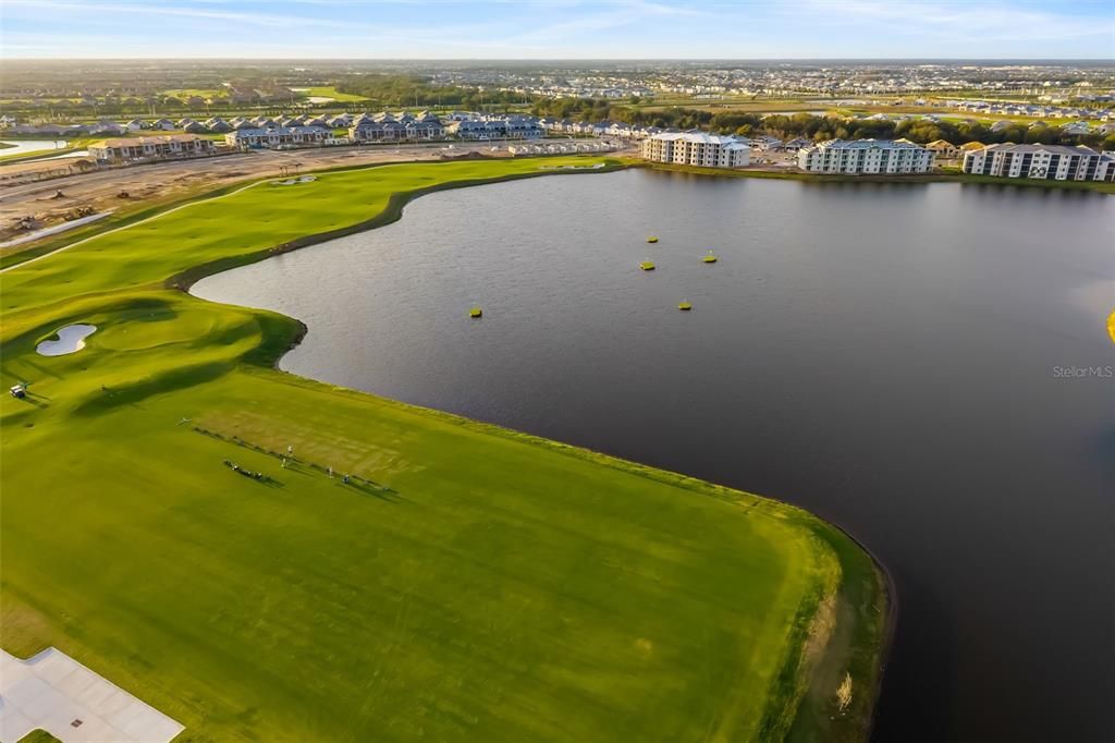 En Venta: $970,000 (3 camas, 3 baños, 2445 Pies cuadrados)