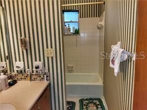 待售: $415,000 (5 贝兹, 3 浴室, 2187 平方英尺)